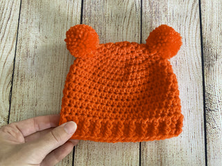 Pumpkin mini pom pom hat by Two Seaside Babes