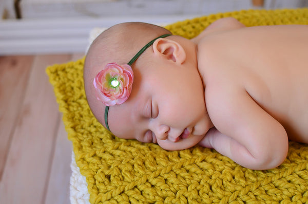 Yellow citron newborn baby layering bump blanket