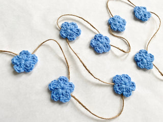 Blue Spring & Easter flower farmhouse garland