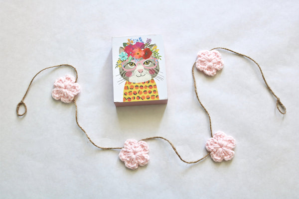 Pale pink Spring & Easter flower farmhouse garland