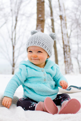 Pale gray mini pom pom hat