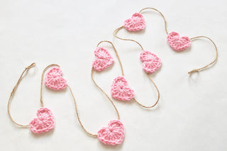 Pink Valentine's Day heart farmhouse garland