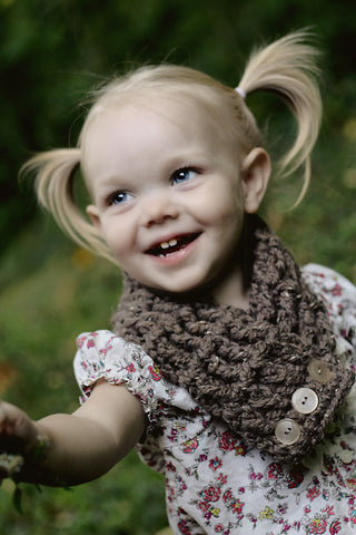 1T to 4T Toddler Barn Wood Brown Button Scarf